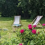 Habitación en casa particular Dans Un Cadre Bucolique Avec Petit-déjeuner