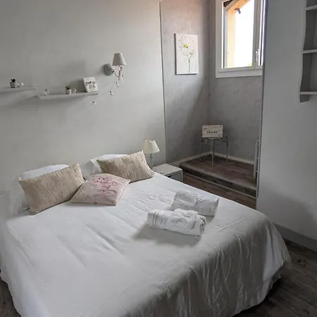 Dans Un Cadre Bucolique Avec Petit-dejeuner 홈스테이