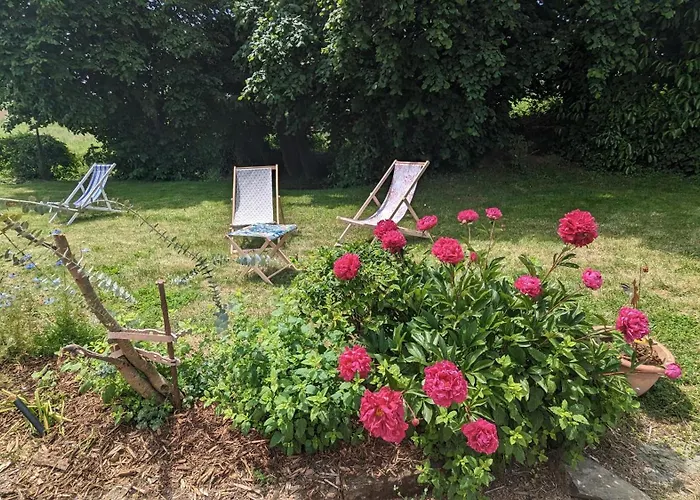 Δωμάτια σε οικογενειακή κατοικία Dans Un Cadre Bucolique Avec Petit-dejeuner Sevremoine